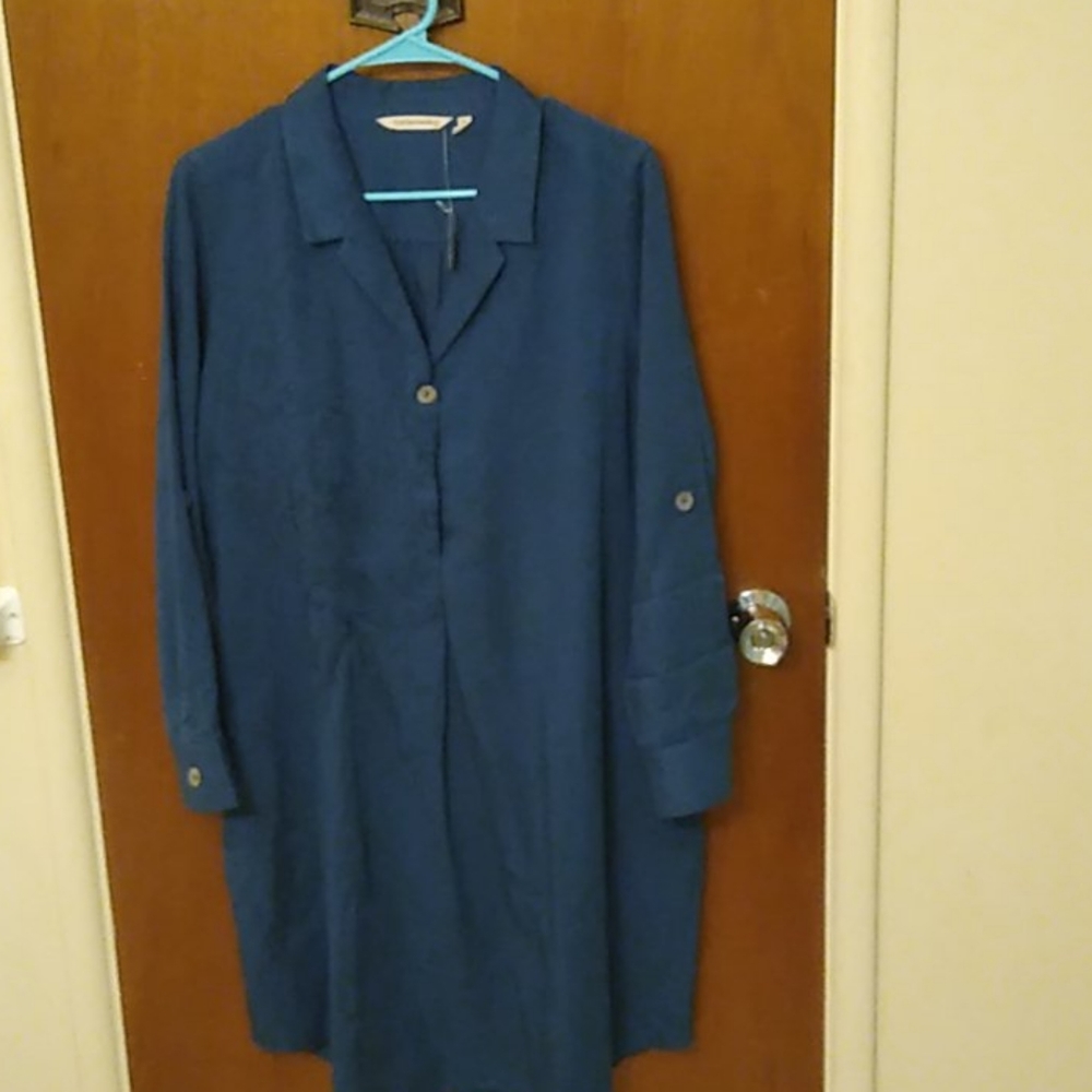 Teal dress with embroidery